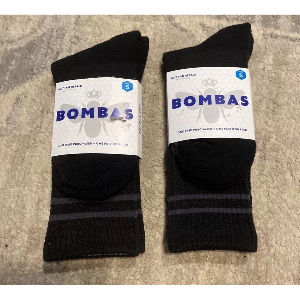 New BOMBAS Socks Honeycomb Black Gray Stripe Sz‎ Small 2 Pair